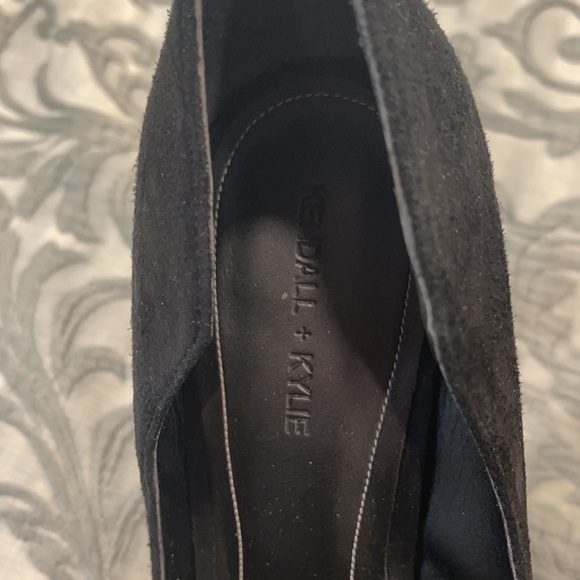 Kendal and Kyle pointy heels - Picture 2 of 5